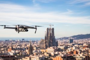 Volar Drones en Barcelona: Guía Legal para Particulares y Empresas